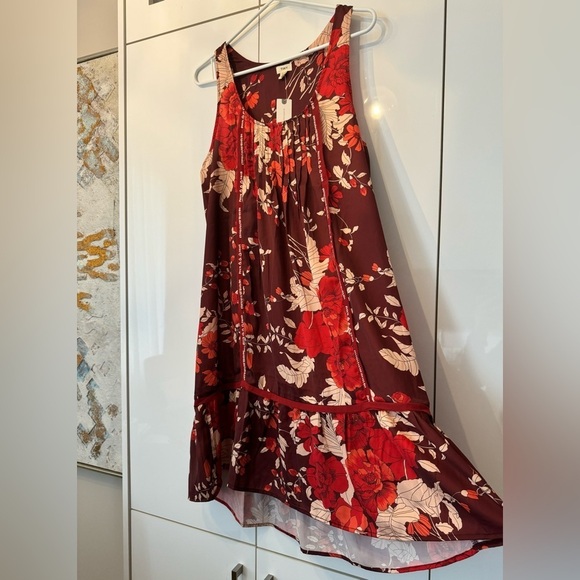 NWT Size M - Tiny Moonrise Ruffled Dress - Picture 2 of 16